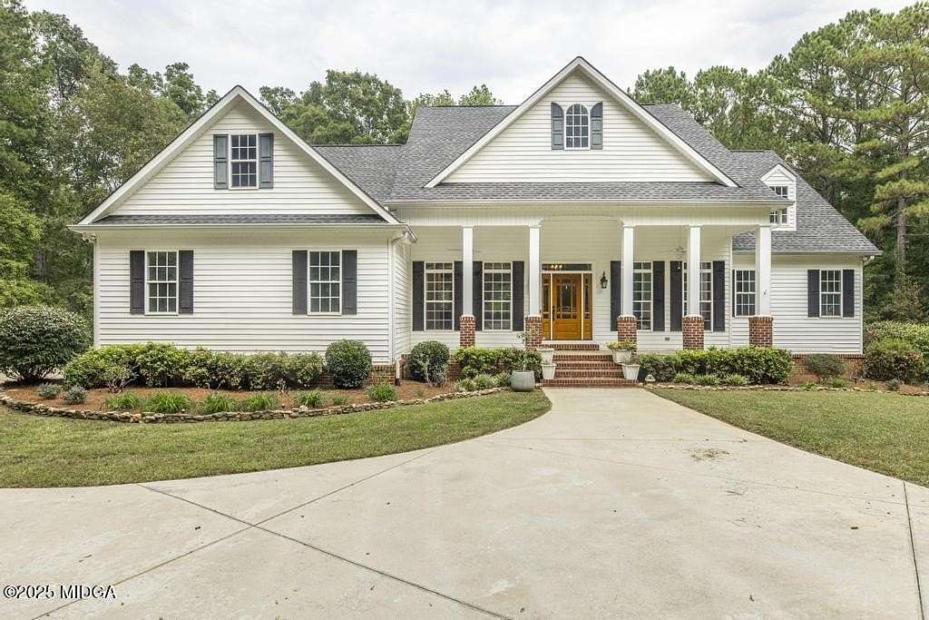 14.9 Acres of Land with Home for Sale in Forsyth, Georgia