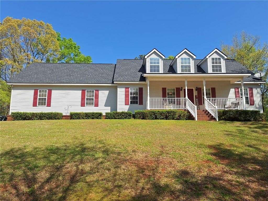 5 Acres of Land with Home for Sale in Valley, Alabama