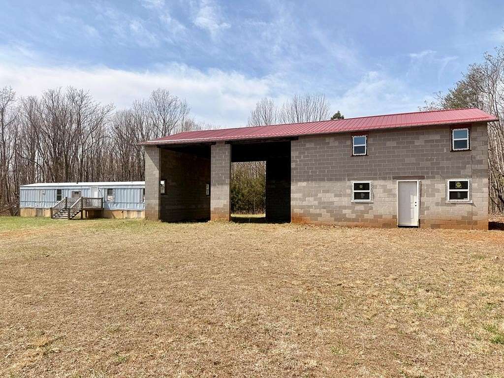 3.5 Acres of Land with Home for Sale in Dillwyn, Virginia