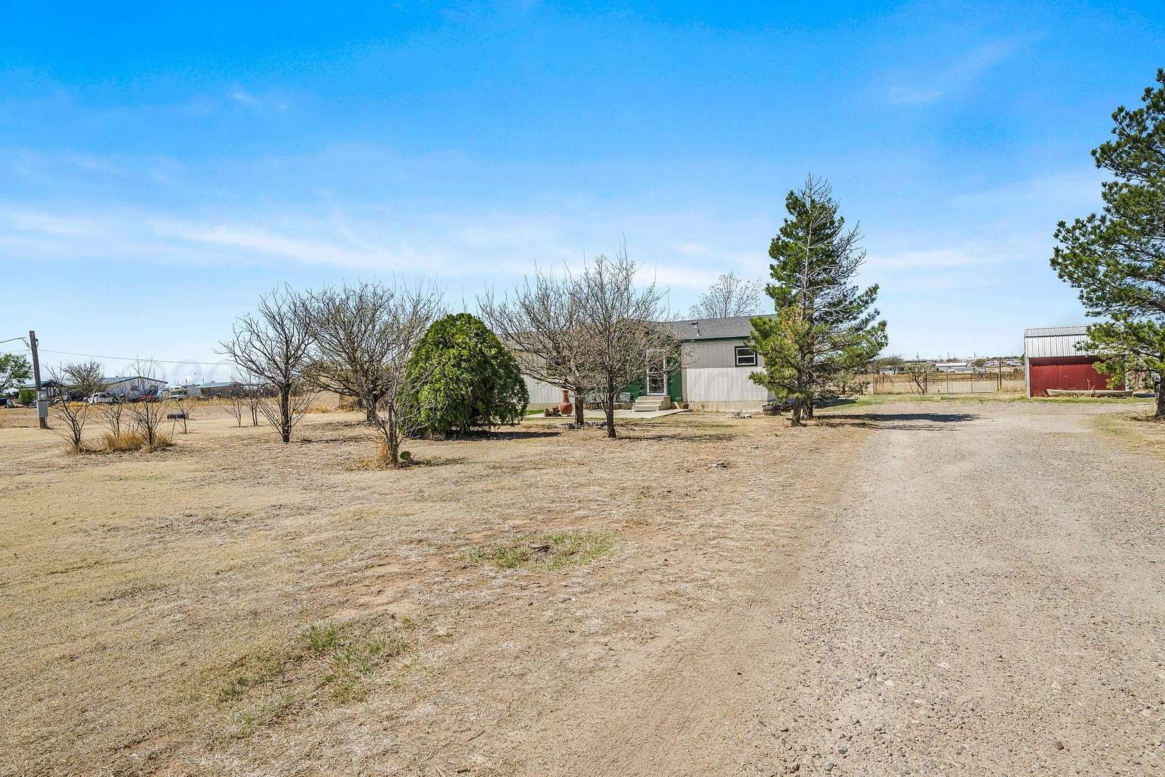 2.52 Acres of Land with Home for Sale in Amarillo, Texas