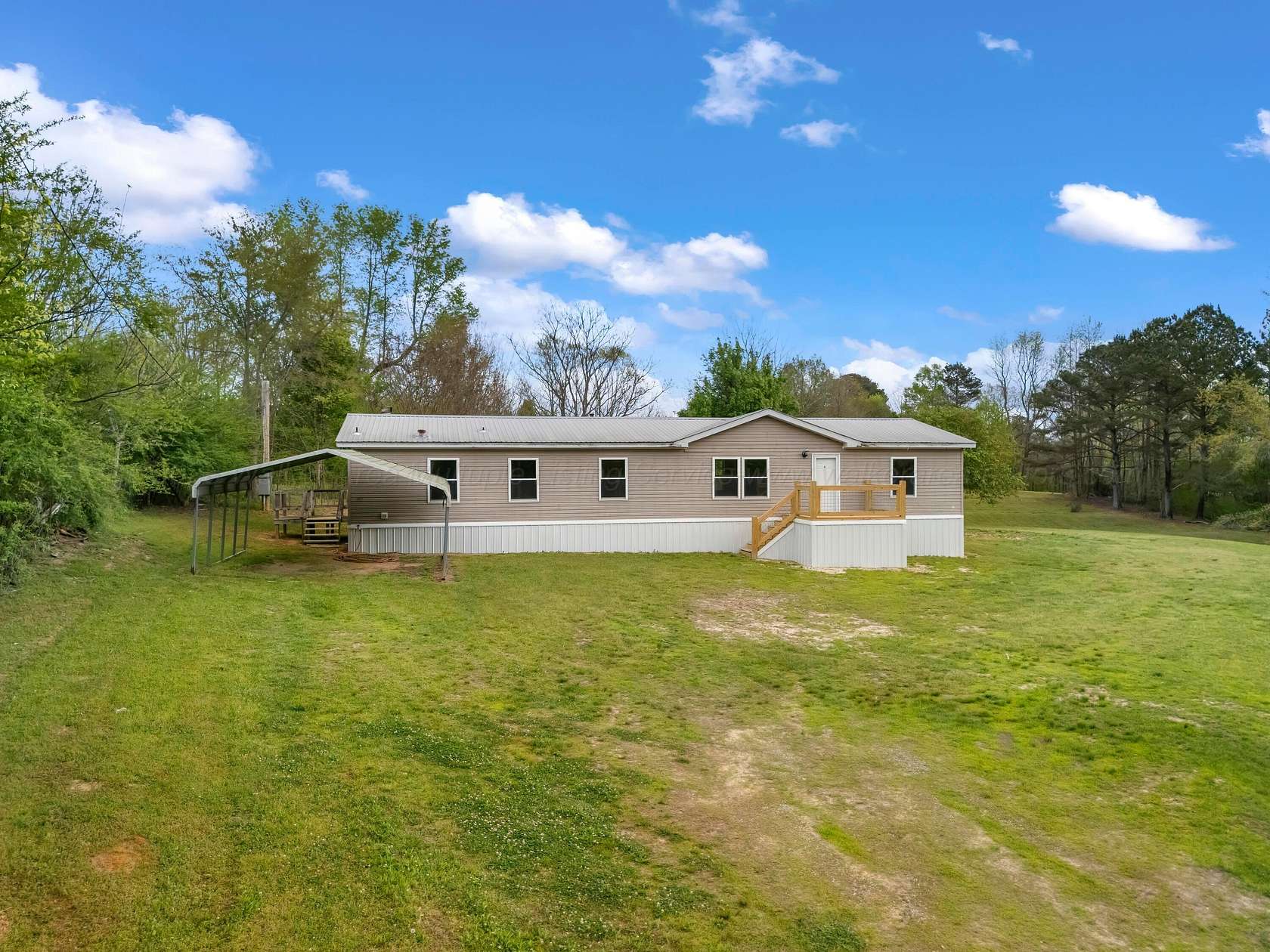 1.9 Acres of Land with Home for Sale in Jasper, Alabama