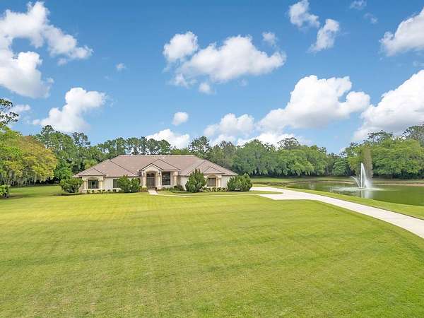 5.86 Acres of Land with Home for Sale in Lakeland, Florida