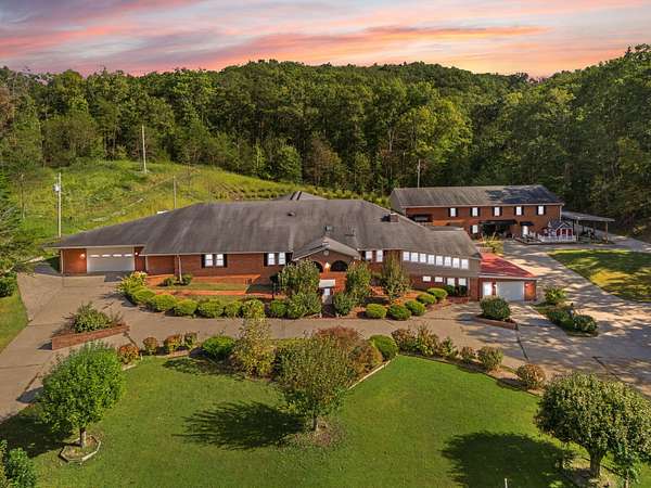 32 Acres of Recreational Land with Home for Sale in Clay City, Kentucky