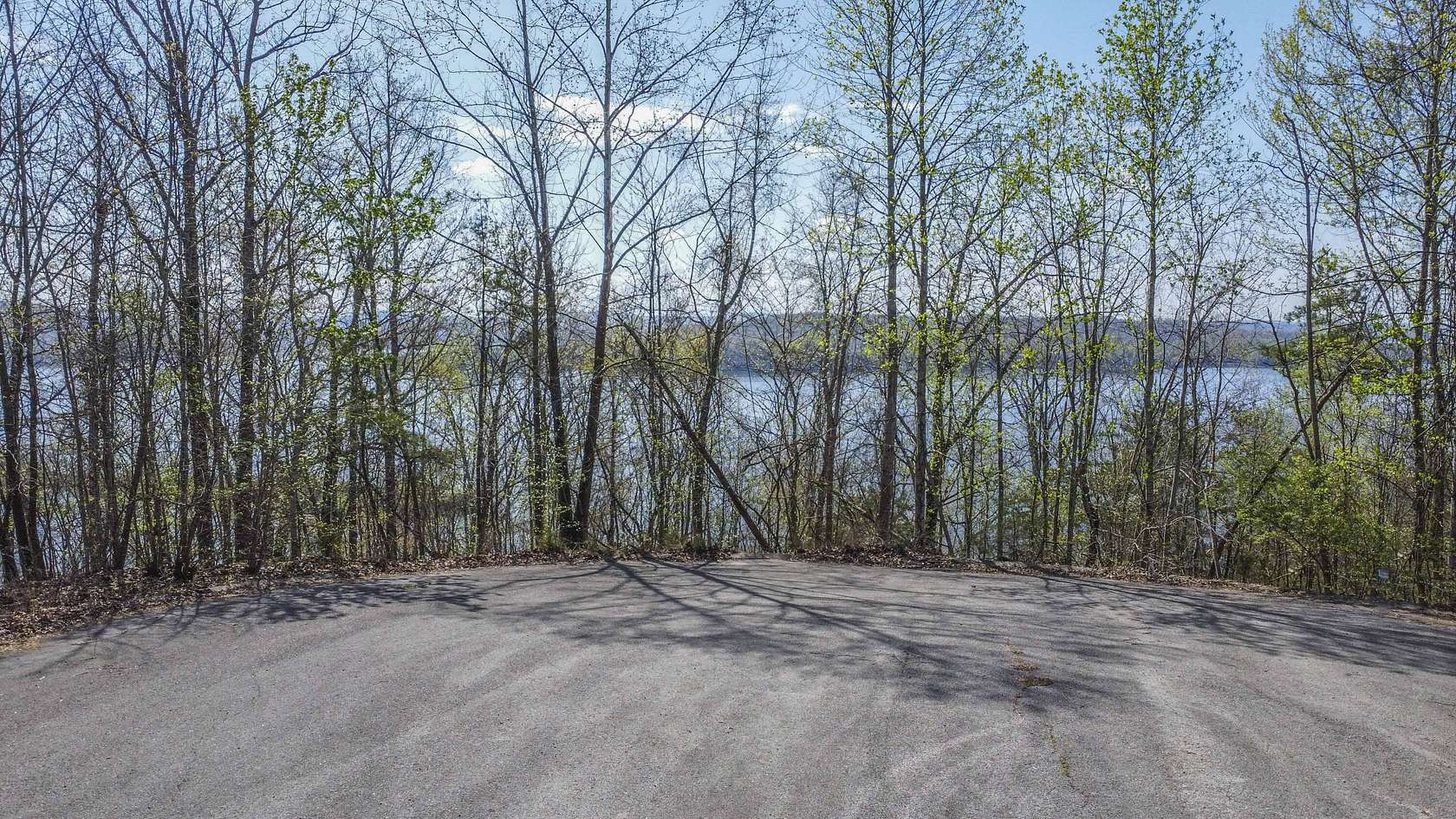 1.88 Acres of Residential Land for Sale in Rockwood, Tennessee