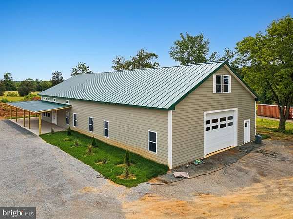 20 Acres of Land with Home for Sale in Warrenton, Virginia