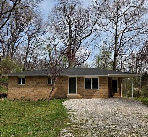 3 Acres of Land with Home for Lease in Garfield, Arkansas