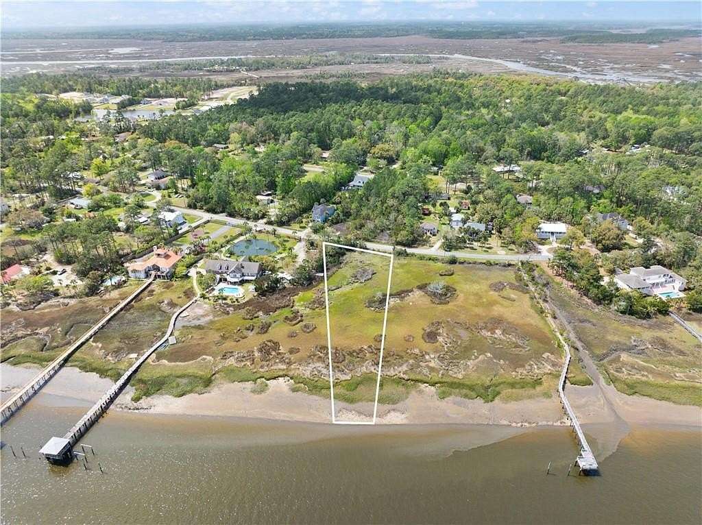 1 Acre of Residential Land for Sale in Brunswick, Georgia