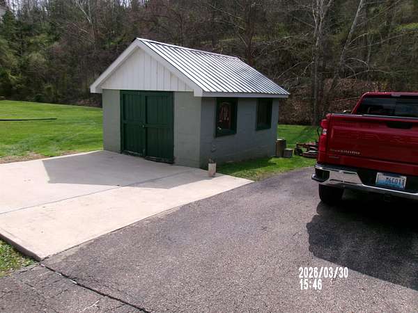 132 Acres of Recreational Land with Home for Sale in Louisa, Kentucky