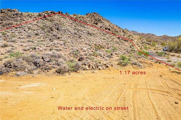 1.17 Acres of Residential Land for Sale in Golden Valley, Arizona