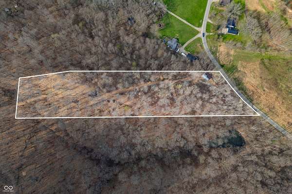 5 Acres of Residential Land for Sale in Nashville, Indiana