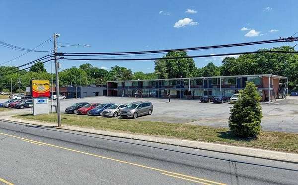 2.59 Acres of Improved Commercial Land for Sale in Thomasville, North Carolina