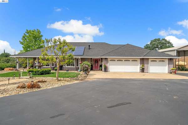 3.5 Acres of Land with Home for Sale in Copperopolis, California