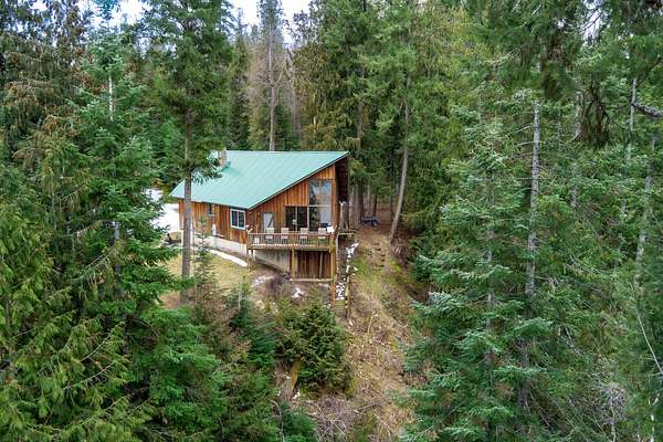 10 Acres of Land with Home for Sale in Ione, Washington