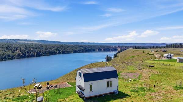 2.1 Acres of Land with Home for Sale in Tumtum, Washington