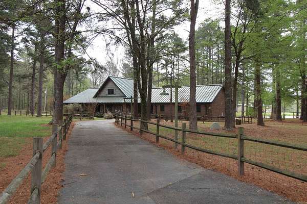 73 Acres of Land with Home for Sale in Sheridan, Arkansas