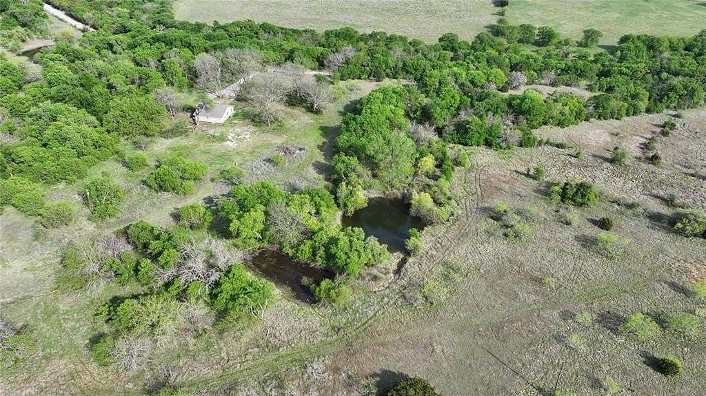 12 Acres of Land for Sale in Rio Vista, Texas