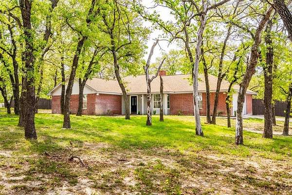 3.2 Acres of Land with Home for Sale in Paradise, Texas