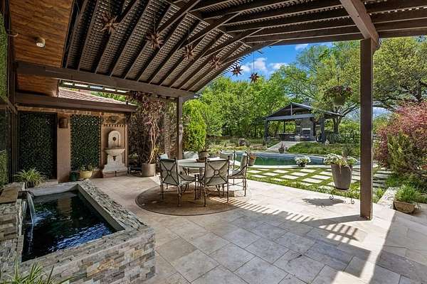 2.89 Acres of Land with Home for Sale in Plano, Texas