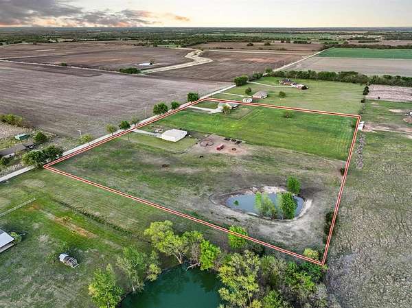 8 Acres of Land with Home for Sale in Leonard, Texas