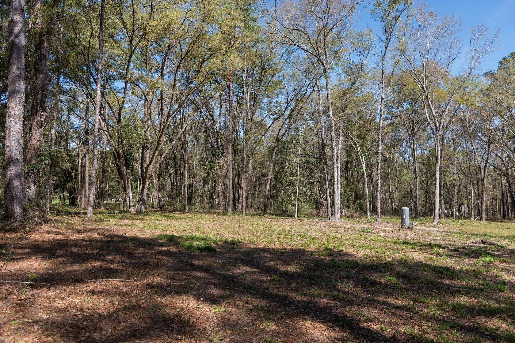 1.5 Acres of Residential Land for Sale in Tallahassee, Florida