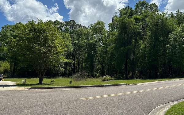 0.5 Acres of Residential Land for Sale in Lake City, Florida