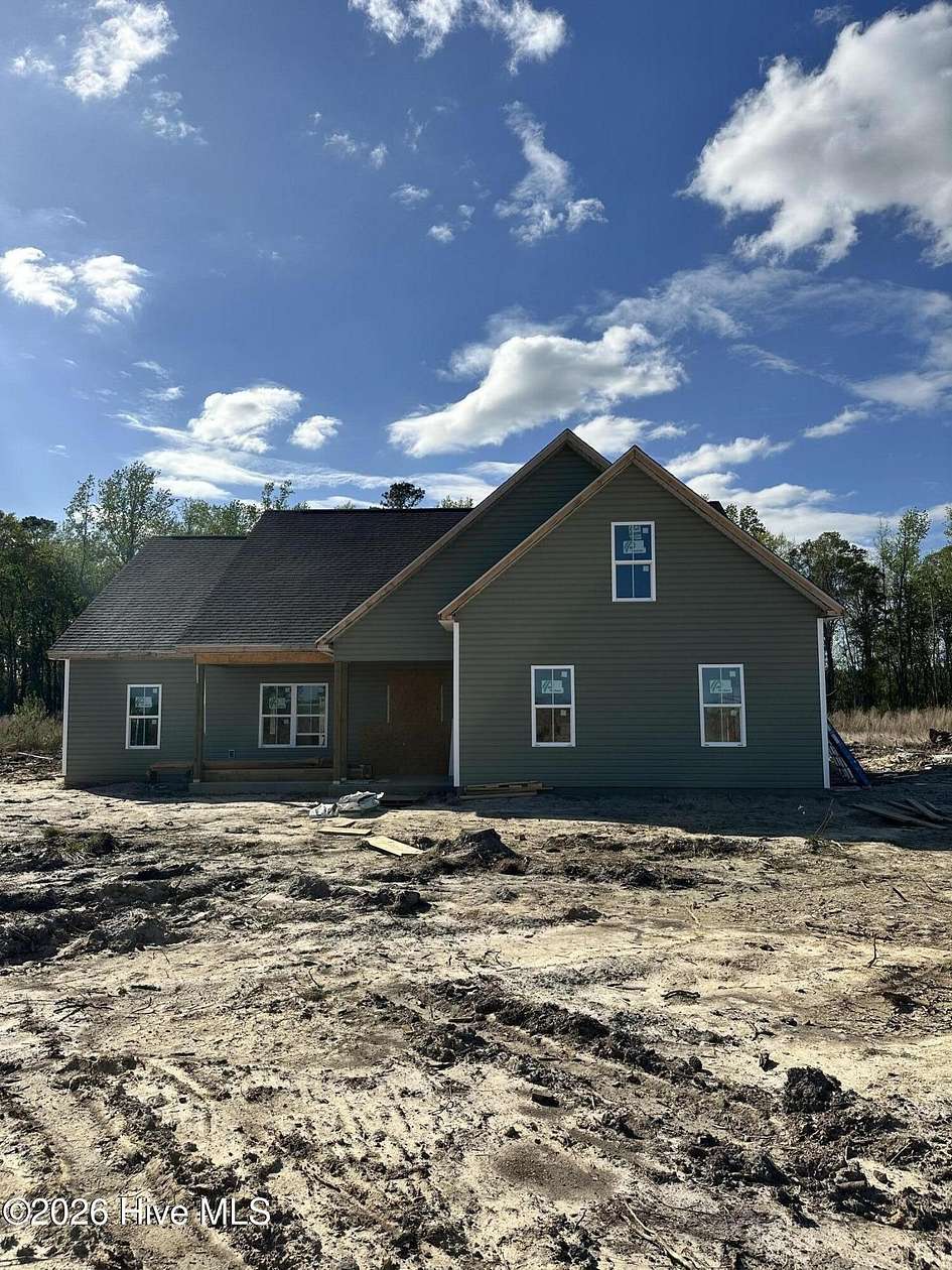 5 Acres of Land with Home for Sale in Burgaw, North Carolina