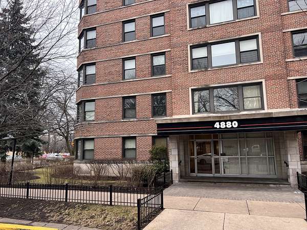 0.63 Acres of Improved Residential Land for Lease in Chicago, Illinois