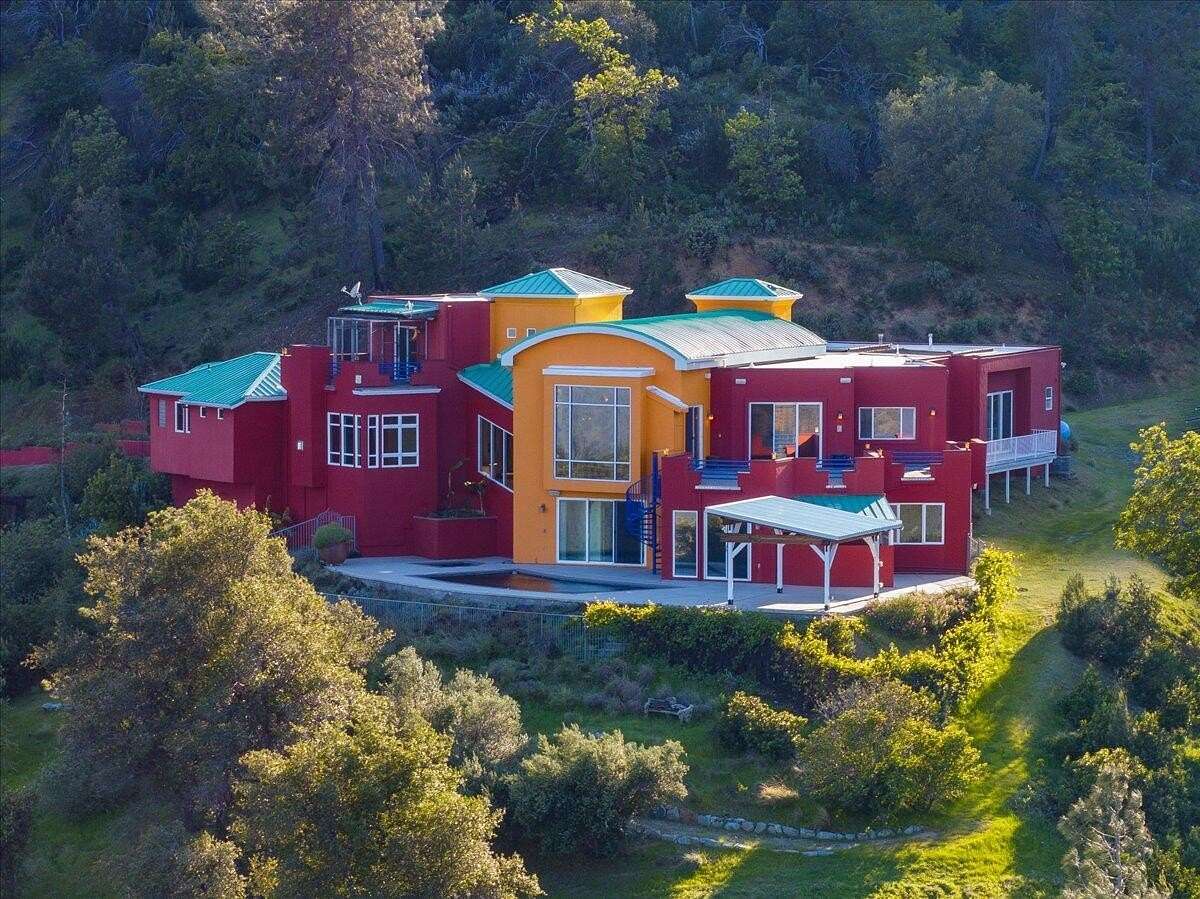 14.8 Acres of Land with Home for Sale in Redding, California