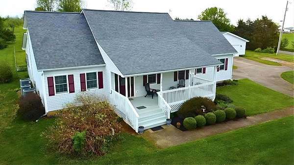 5 Acres of Land with Home for Sale in Harrodsburg, Kentucky