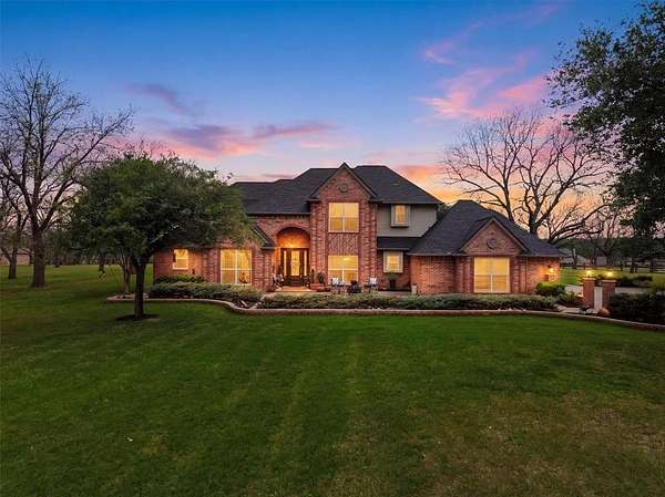 4.64 Acres of Land with Home for Sale in Granbury, Texas