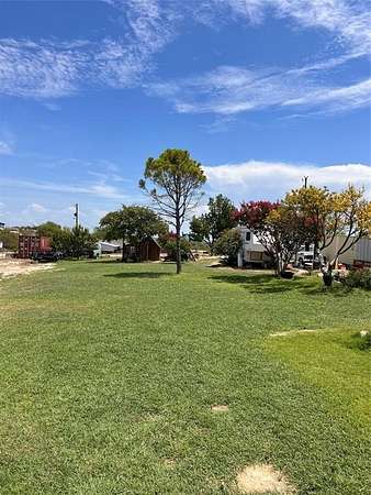 1.25 Acres of Residential Land for Sale in Azle, Texas