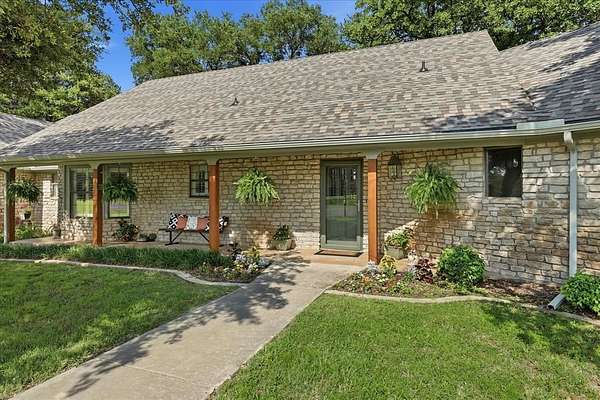 2.27 Acres of Land with Home for Sale in Bridgeport, Texas