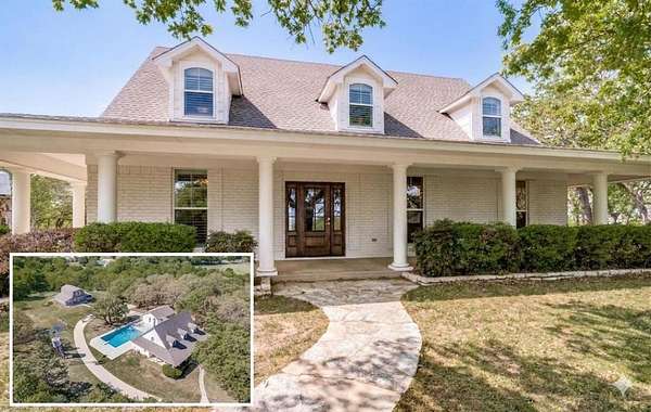 9.62 Acres of Land with Home for Sale in Burleson, Texas