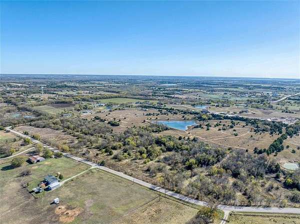 52.8 Acres of Land for Sale in Blue Ridge, Texas