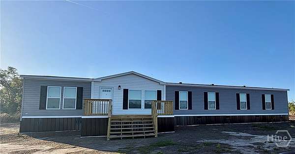 2.66 Acres of Land with Home for Sale in Hinesville, Georgia