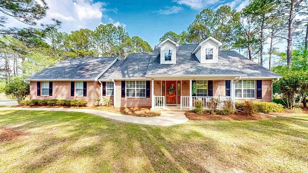 10 Acres of Land with Home for Sale in Cairo, Georgia