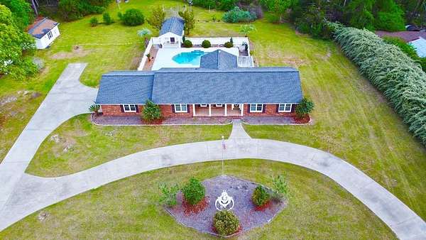 3.48 Acres of Land with Home for Sale in Hazlehurst, Georgia