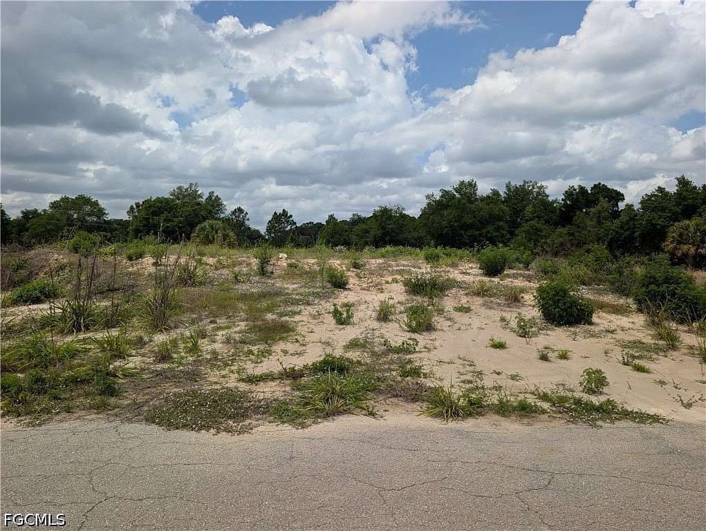 0.5 Acres of Residential Land for Sale in Lehigh Acres, Florida
