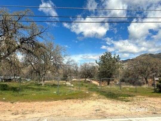 1.5 Acres of Residential Land for Sale in Bodfish, California