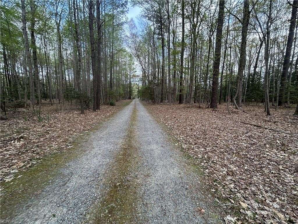 0.92 Acres of Residential Land for Sale in Smithfield, Virginia