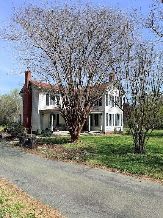 8.45 Acres of Land with Home for Sale in Wakefield, Virginia