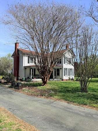 8.45 Acres of Land with Home for Sale in Wakefield, Virginia