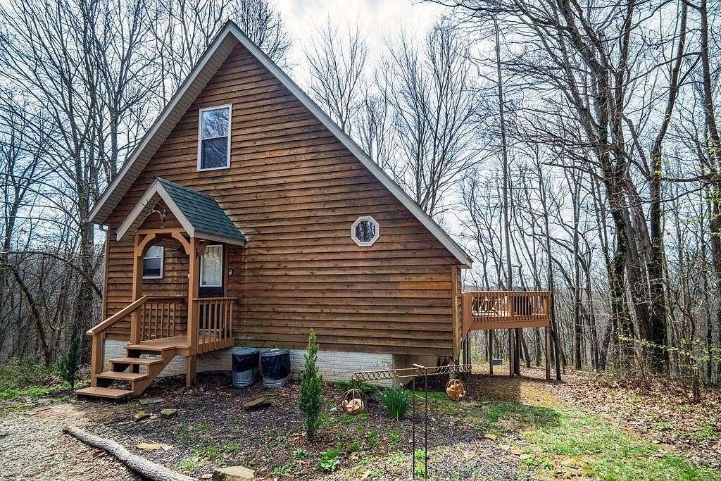 5.2 Acres of Improved Residential Land for Sale in Lancaster, Ohio