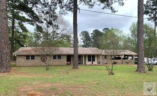 1.5 Acres of Land with Home for Sale in Linden, Texas