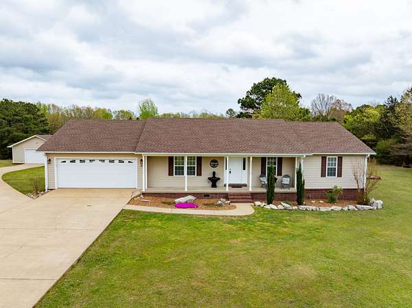 4.65 Acres of Land with Home for Sale in Cave City, Arkansas