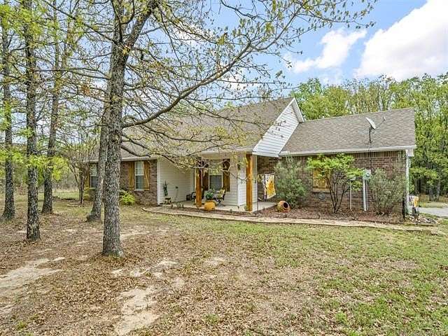 2.56 Acres of Land with Home for Sale in Ardmore, Oklahoma
