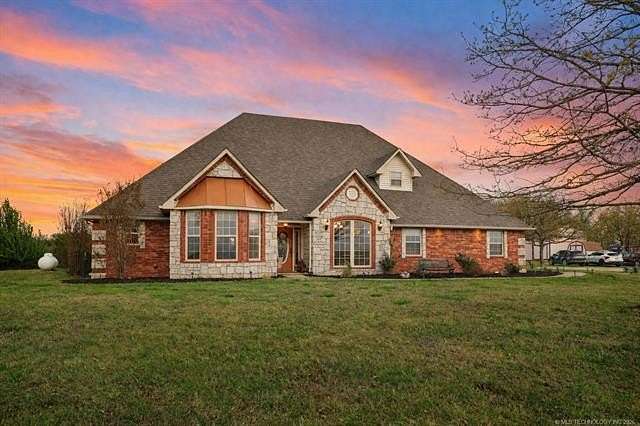 37.5 Acres of Land with Home for Sale in Holdenville, Oklahoma