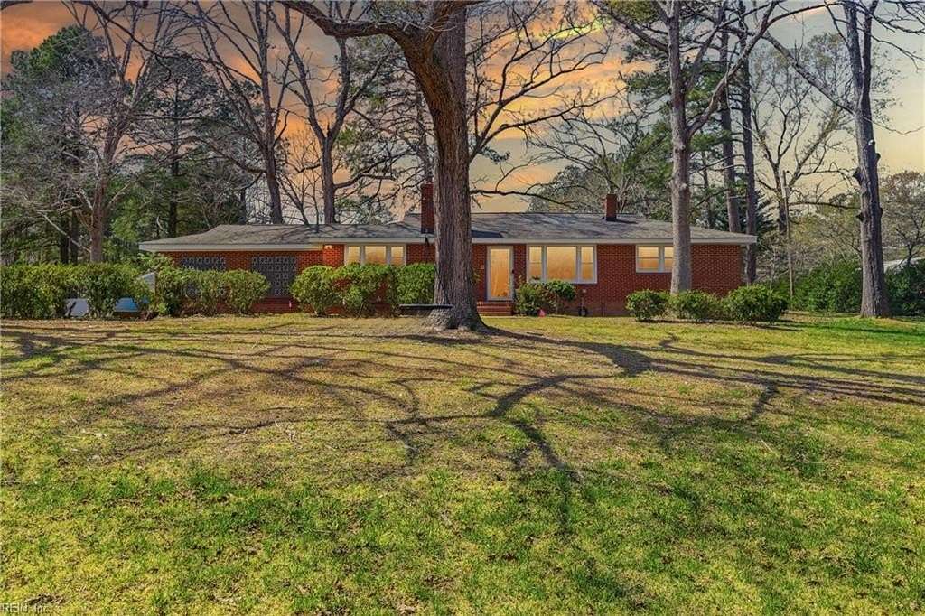 4 Acres of Land with Home for Sale in Sandston, Virginia