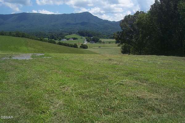 15 Acres of Land for Sale in Sevierville, Tennessee