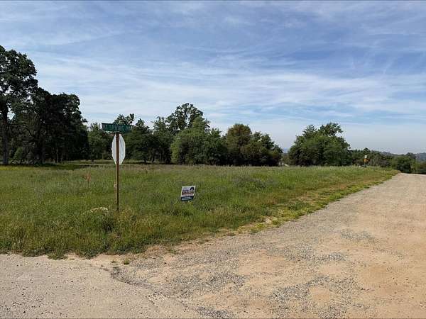 5.88 Acres of Residential Land for Sale in North Fork, California